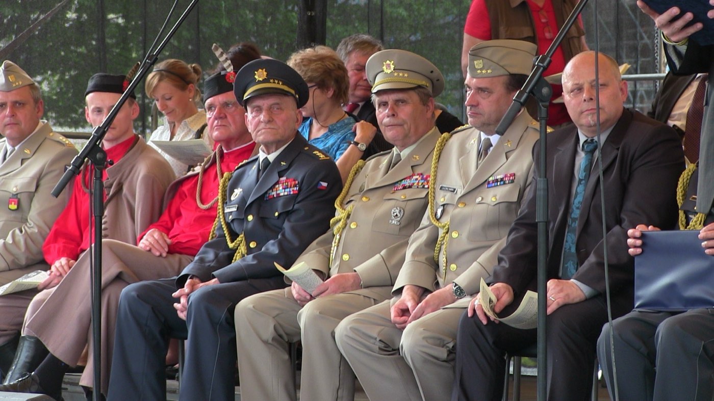 70. VÝROČÍ ČESKÉHO NÁRODNÍHO A PRAŽSKÉHO POVSTÁNÍ 5.5.2015 Staroměstské náměstí